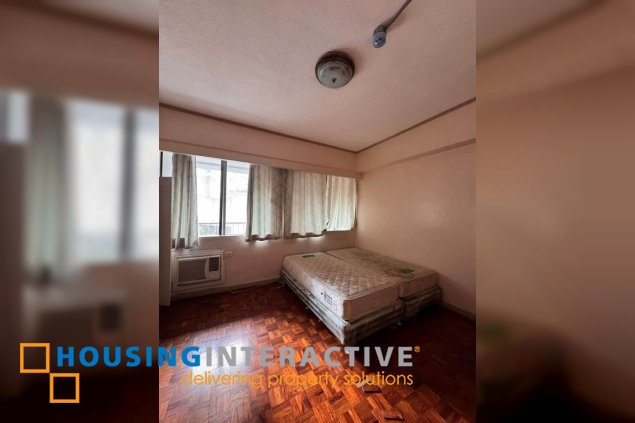 fully furnished 3br unit with balcony for lease in lpl plaza