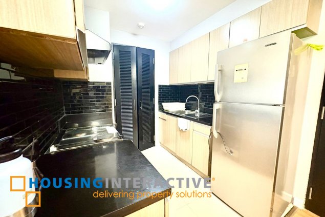 furnished 1br unit with balcony for lease in two maridien