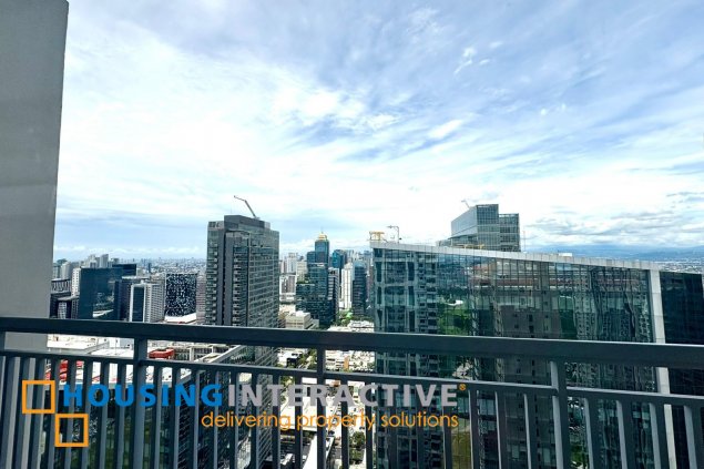 furnished 1br unit with balcony for lease in the infinity tower