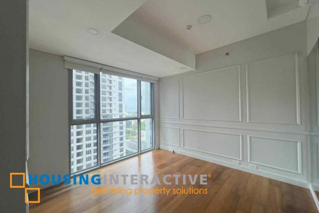 2br unit for sale in one serendra