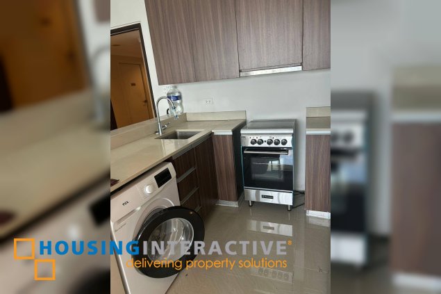 1br unit for sale in shang salcedo place