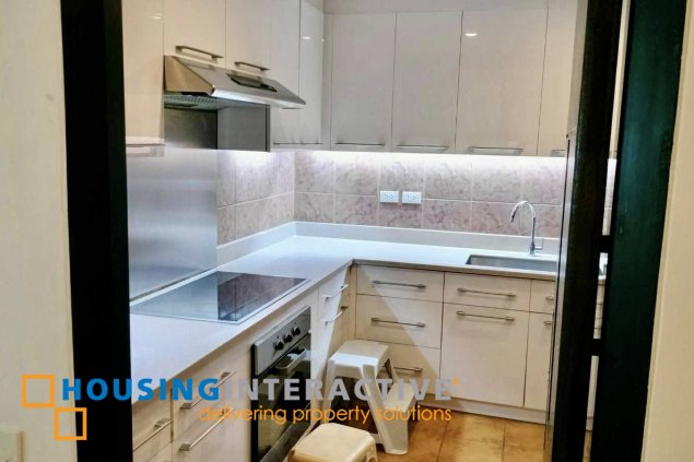for lease: 3br in one mckinley bgc