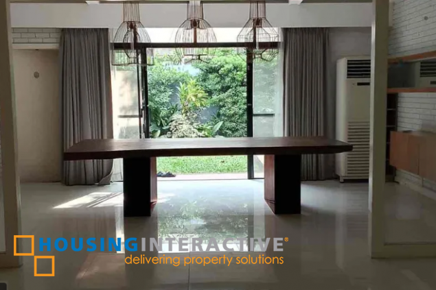 2-storey house for lease in san lorenzo village
