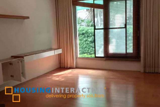 2-storey house for lease in san lorenzo village