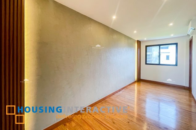 for sale: luxury home in alabang west village