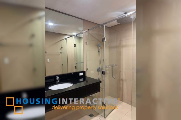 for lease – 2br park terraces, makati w/ parking