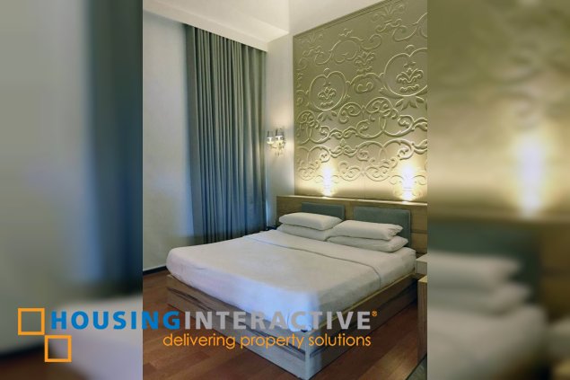 elegant 2 bedroom unit for lease/rent in arya residences