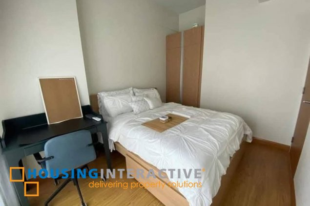 fully furnished 1br unit with balcony for rent in madison park west