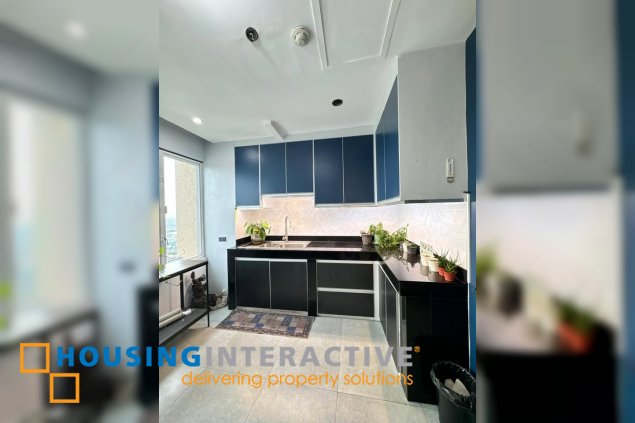 condominium for rent in renaissance 3000