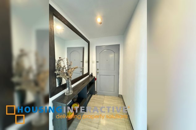 condominium for rent in renaissance 3000