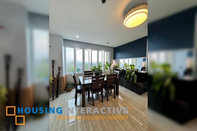 condominium for rent in renaissance 3000