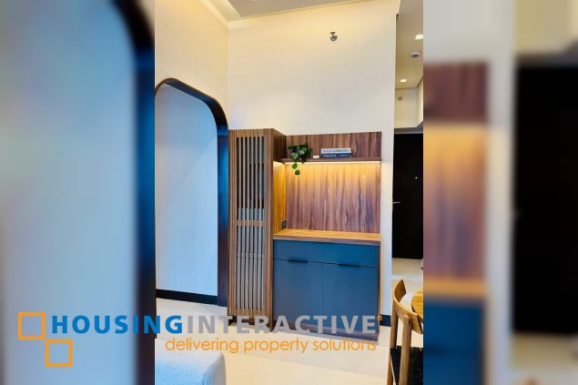 fully furnished 2br unit for lease in uptown parksuites