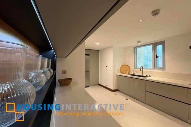 semi-furnished 4br unit with parking for lease/sale in forbes tower