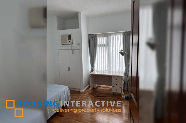 furnished 2br unit with parking for lease in one legaspi park