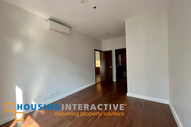 semi-furnished 2br unit with parking for sale in arbor lanes