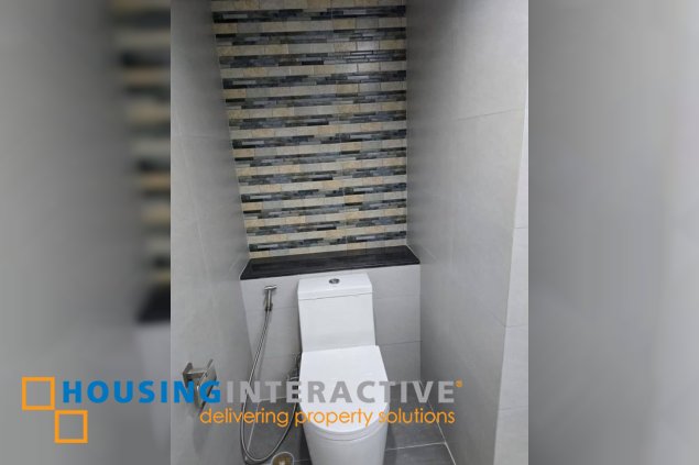 fully furnished 2br unit with parking for lease in regency at salcedo