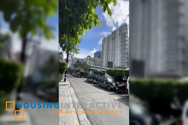 rare commercial lot for sale in san antonio village