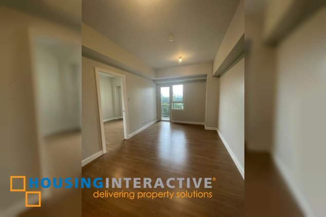 semi-furnished 1br unit with parking for rent/sale in the arton by rockwell