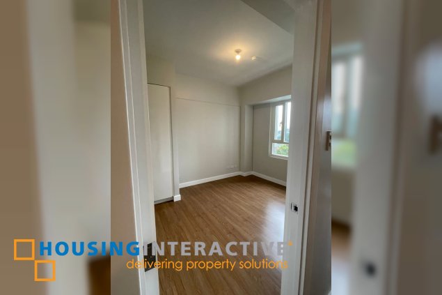 semi-furnished 1br unit with parking for rent/sale in the arton by rockwell