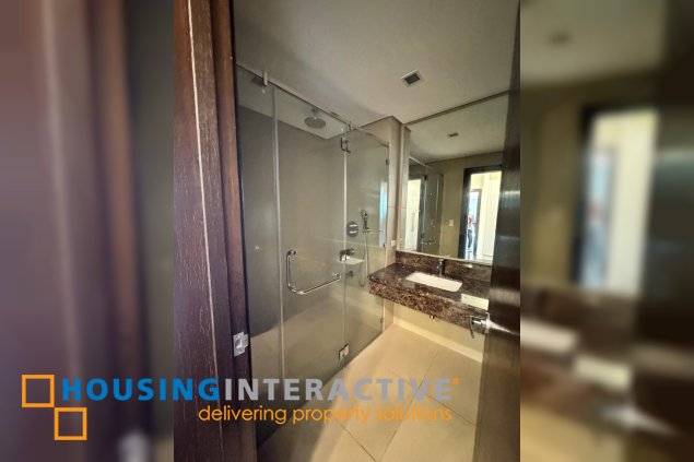 2br unit with parking for sale in garden towers