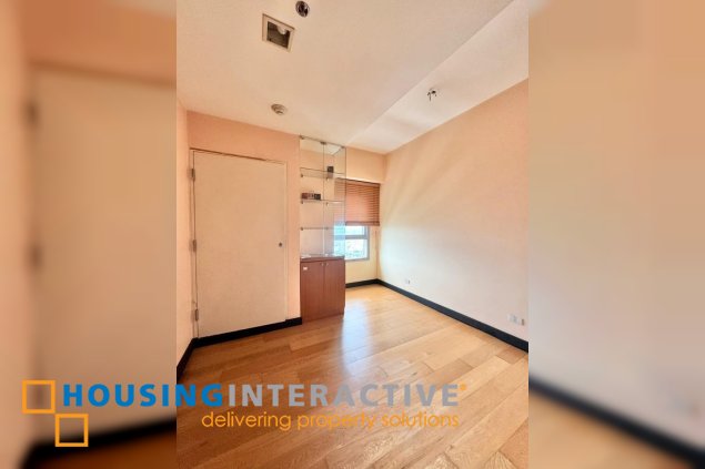 semi-furnished 3br unit with parking for sale in the residences at greenbelt