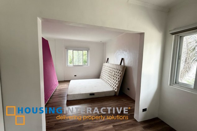 2-storey big house for sale in vista verde executive village, cainta