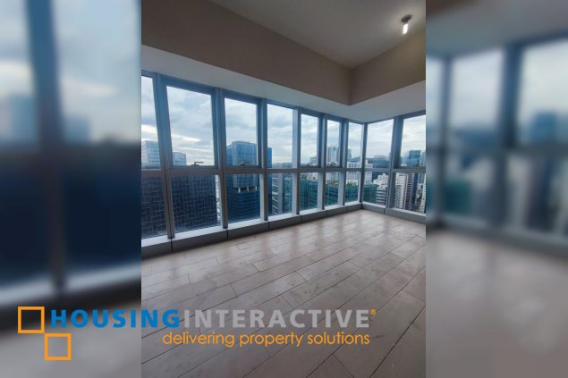 3br unit with parking for sale in uptown parksuites