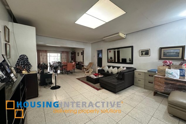 for sale: bungalow house in bel-air 2 makati