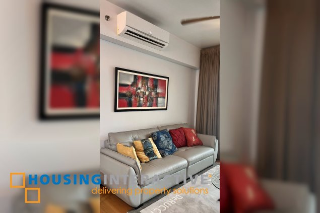 fully furnished 1br unit with parking for sale in one serendra