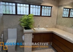 2-storey house for rent in dasmarinas village
