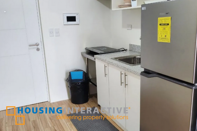 condo unit for rent in holland park, binan, laguna