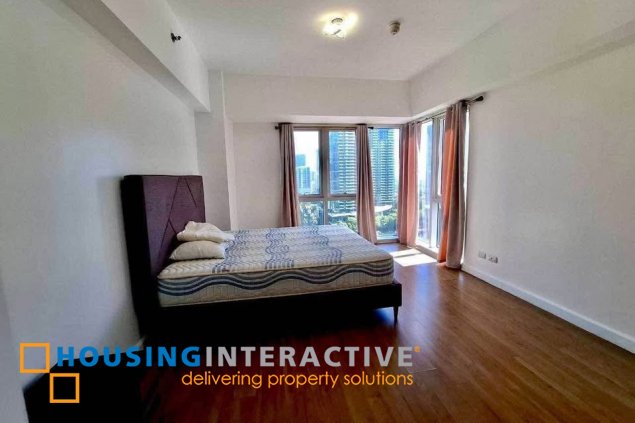 fully furnished 3br unit for sale in two maridien