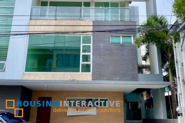 4br townhouse for lease in mahogany place 2, acacia estate