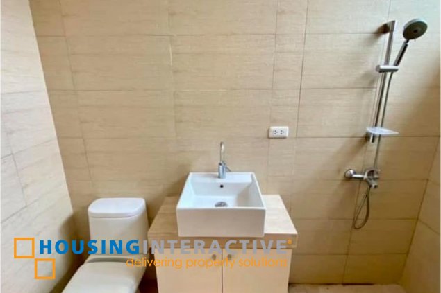 4br townhouse for lease in mahogany place 2, acacia estate