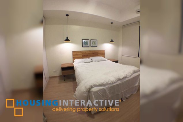 fully furnished 1br unit with parking for lease in icon plaza