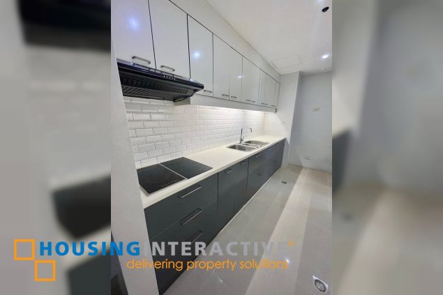 bare 3br unit with parking for sale in penhurst parkplace