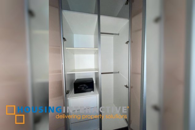 fully furnished 1br unit with parking for sale in alphaland makati place