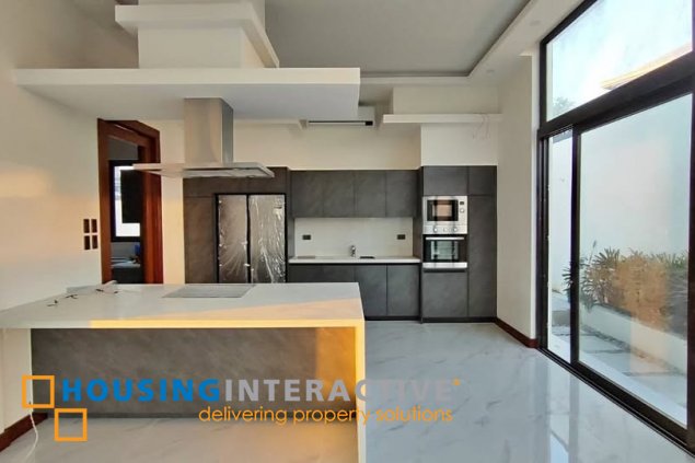 house and lot for sale in alabang west, las pinas city