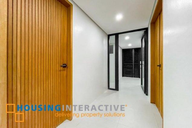 5br house and lot for sale in alabang west, las pinas