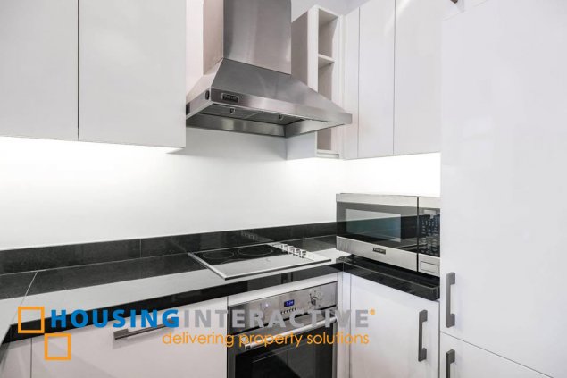 fully furnished 1br unit for lease in trump tower