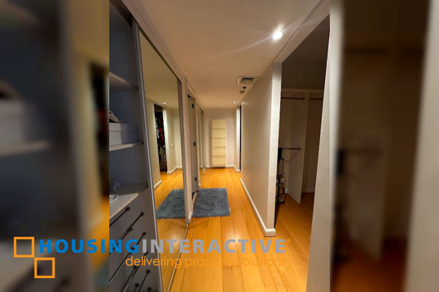 semi-furnished 3br unit for rent in pacific plaza towers