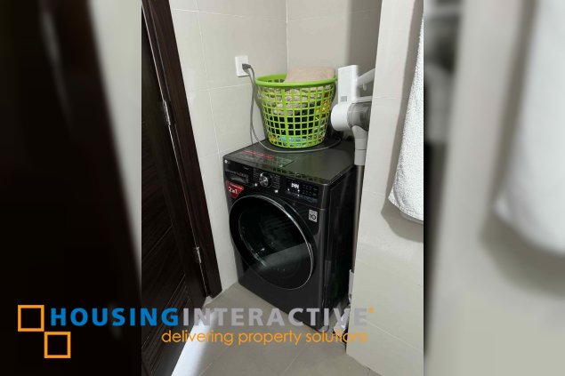 fully furnished 1br unit for sale in the trion towers