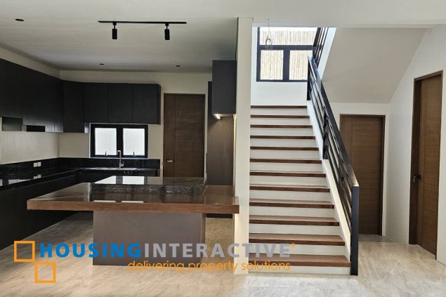 house for sale in bf homes, las pinas