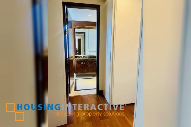 bare 3br unit with balcony and parking for lease in horizon homes at shangri-la at the fort