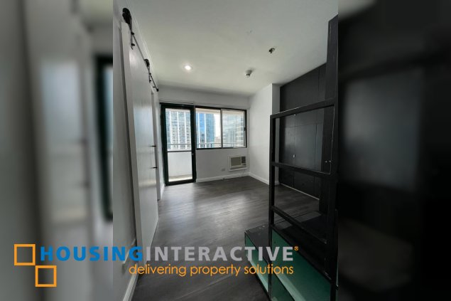 bare 3br unit with parking for lease in antel platinum tower