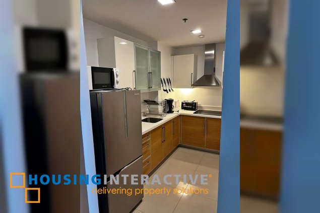furnished 1br unit with balcony and parking for lease in park terraces