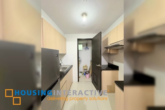 two serendra meranti tower - 1br unit condo for sale