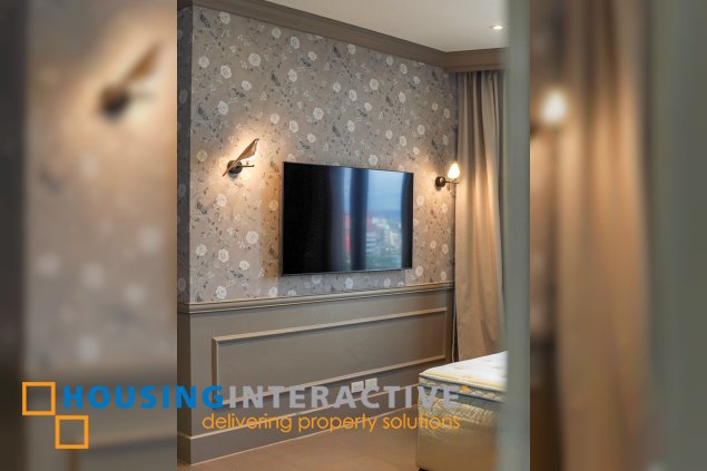 fully furnished 2br unit with parking for lease in proscenium residences