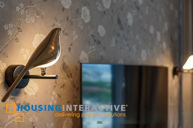 fully furnished 2br unit with parking for lease in proscenium residences