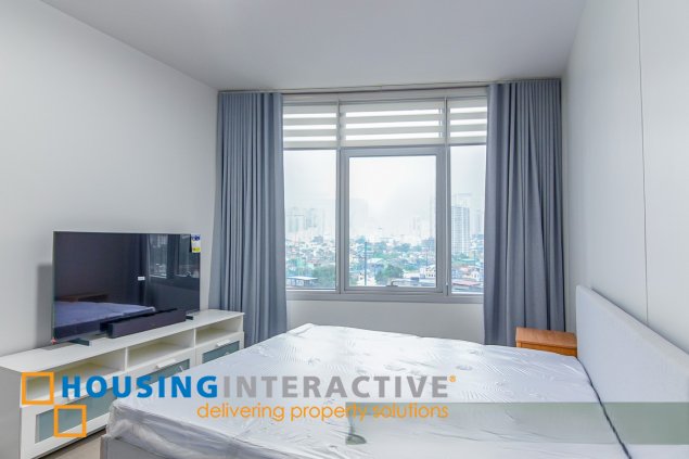 fully furnished 2br unit with parking for lease in proscenium residences